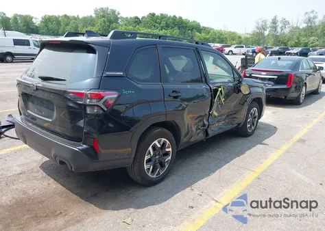 2025 Subaru Forester Premium z USA, uszkodzony, nr VIN JF2SLDDC8SH412409